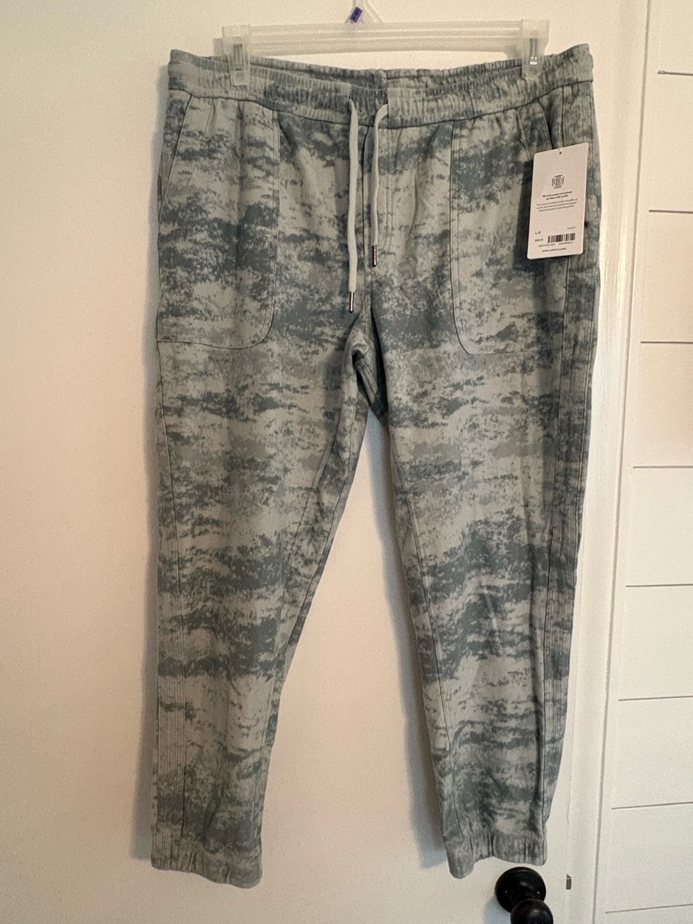 Athleta joggers, Large